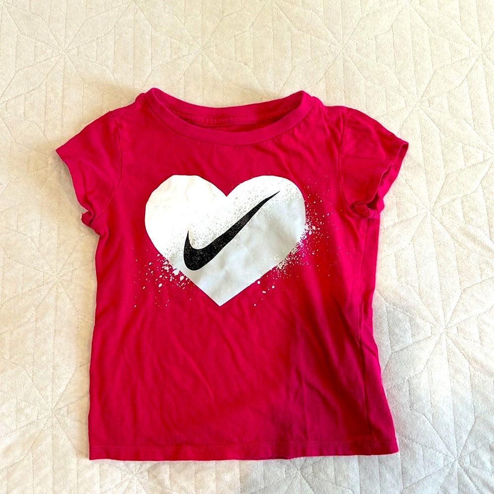 Nike swoosh heart, bright pink girls tee 4T